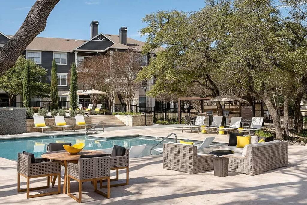 Luxurious 2Br+Resort Style Pool_5 Min To Domain Austin Exterior foto